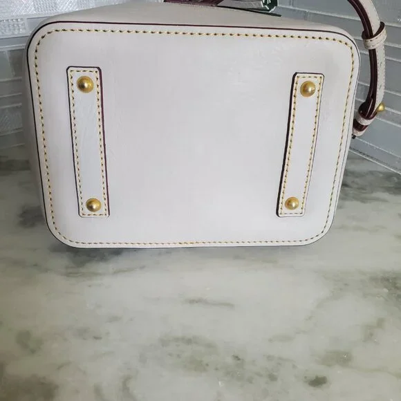 NWT - SET Dooney & Bourke Florentine Small Drawstring & Lg Zip Wristlet Ecru - Picture 6 of 16